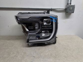 Left headlight ford ranger 2022 2023 2024 2025 2026