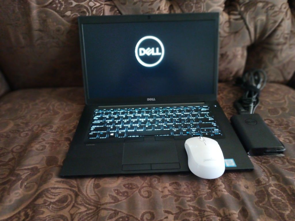 Laptop Dell Latitude 7480-core i5-12gb Ram-128gb HD SSD Solid Go-od For Stud-ents Bue-na-para Estu-diantes.