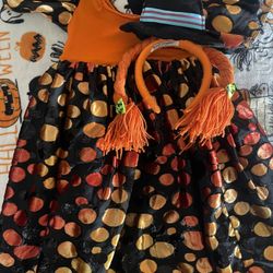 Costume
