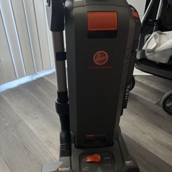 Hoover Commercial Vacuum Cleaner