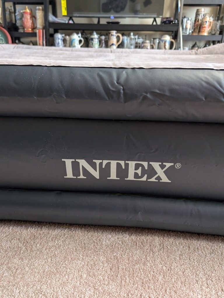 Intex Full Size Blow Up Mattress