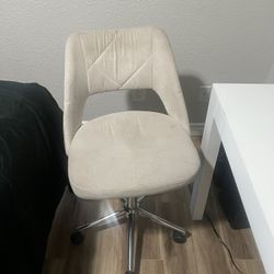 Vanity Chair 