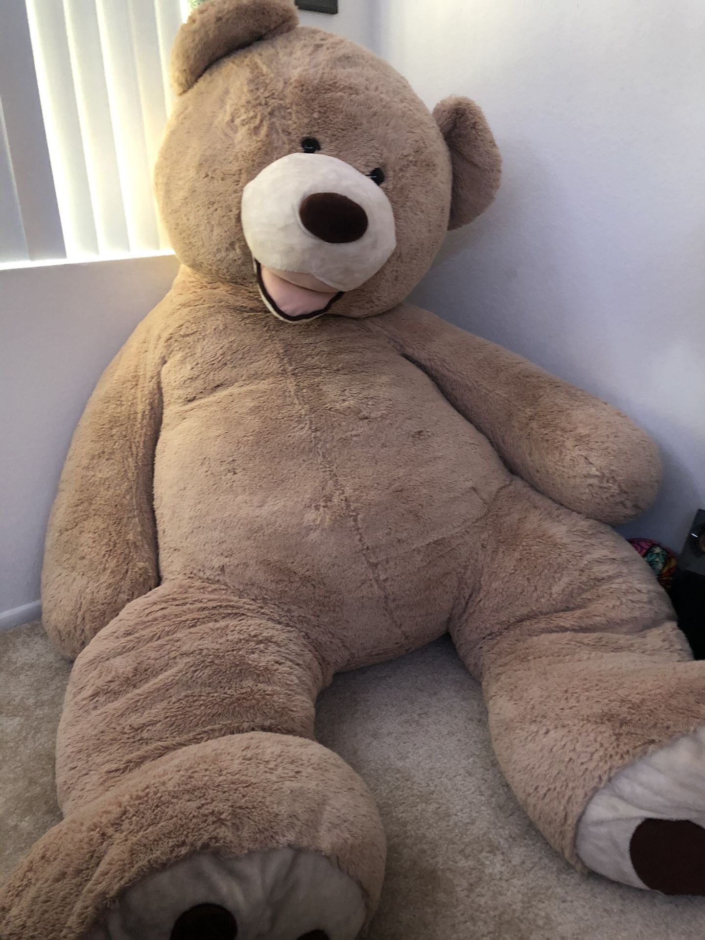 9ft Stuffed Bear, 5ft Stuffed Bear