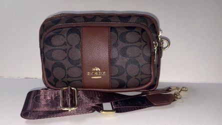 3 pocket Crossbody Bag