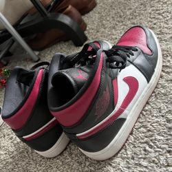 Jordan 1 Mid Need Toes And Adidas Superstar 