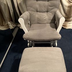 Rocking Chair / Glider With Foot Rest