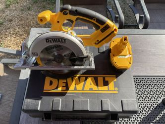 Dewalt DC390 18v Circular Saw