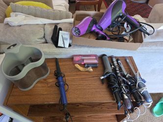 Variety of hair items all for $5
