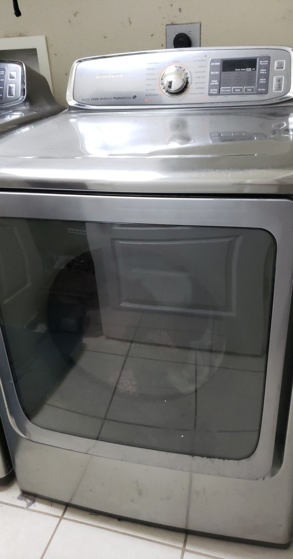 Samsung AquaJet VRT he top load washer and Samsung EcoDry Steam