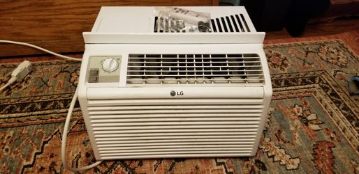 Lg Lw5016 Window Air Conditioner Ac 5000 Btu For Sale In Oregon City Or Offerup