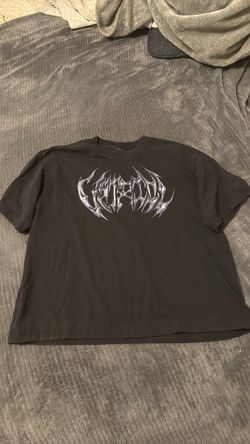 Shirt L