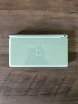 Ds Lite Nintendo Ice blue exclusive fully functional tested and working