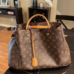 Louis Vuitton Handbag