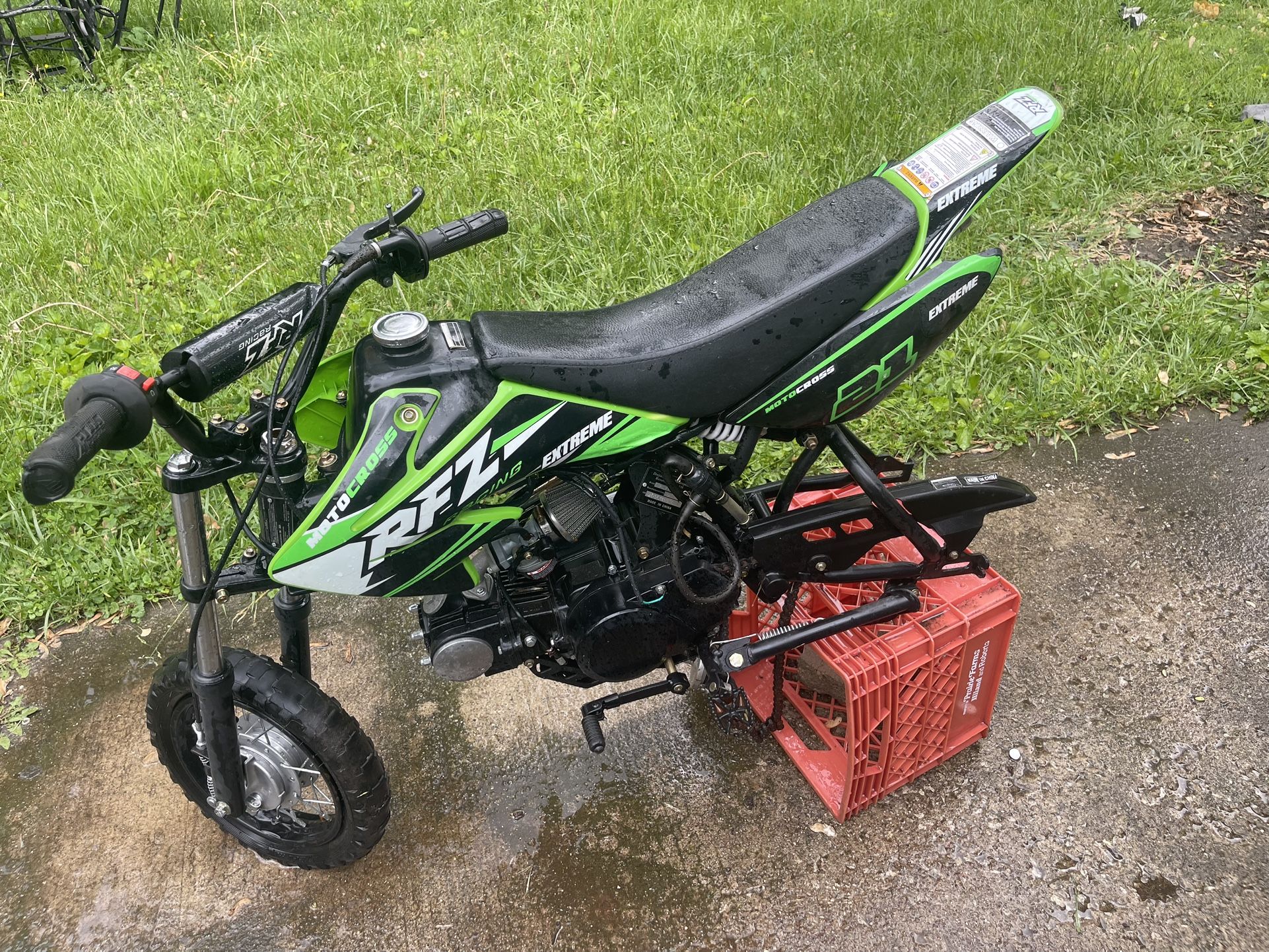 (READ DESCRIPTION!!!) 2 Bikes Dirt Bike & Pit Bike