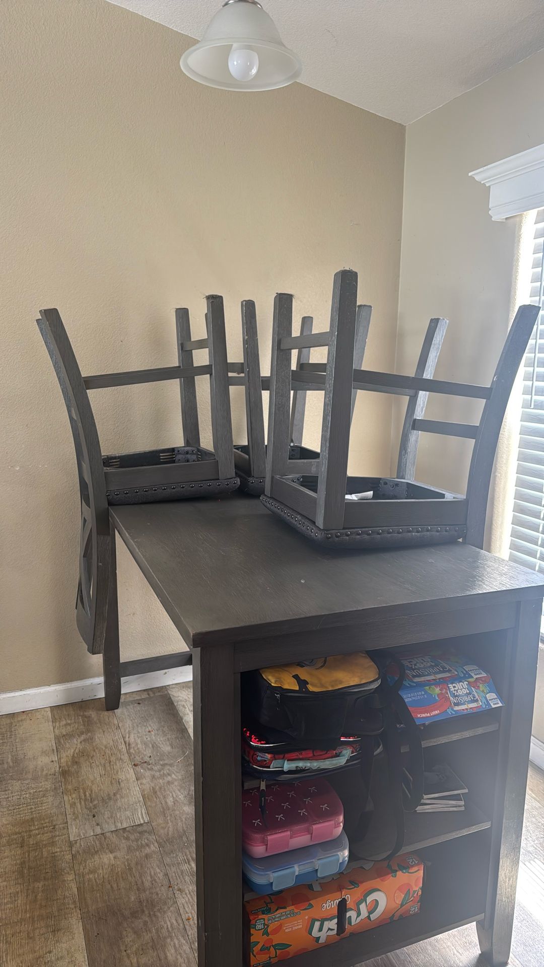 FREE TABLE