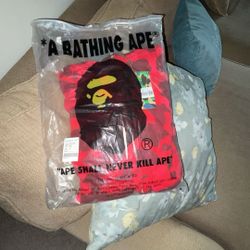 BAPE HOODIE CAMO FULL ZIP “RED” USED AUTHENTIC WITH RECEIPT 