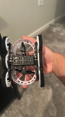 Anti gravity rc car