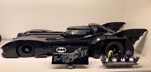 Lego BATMOBILE 1989