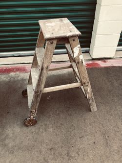 Antique old painters Ladder With Metal Wheels Nostalgia