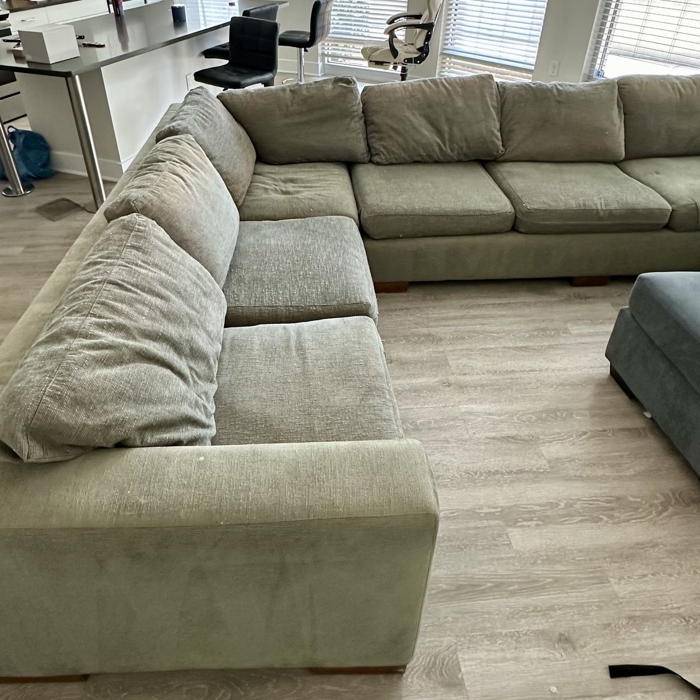 Large L-Shaped Sectional couch 