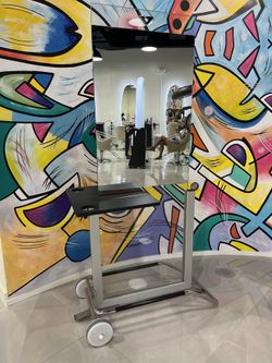 Maletti Mirror Academy