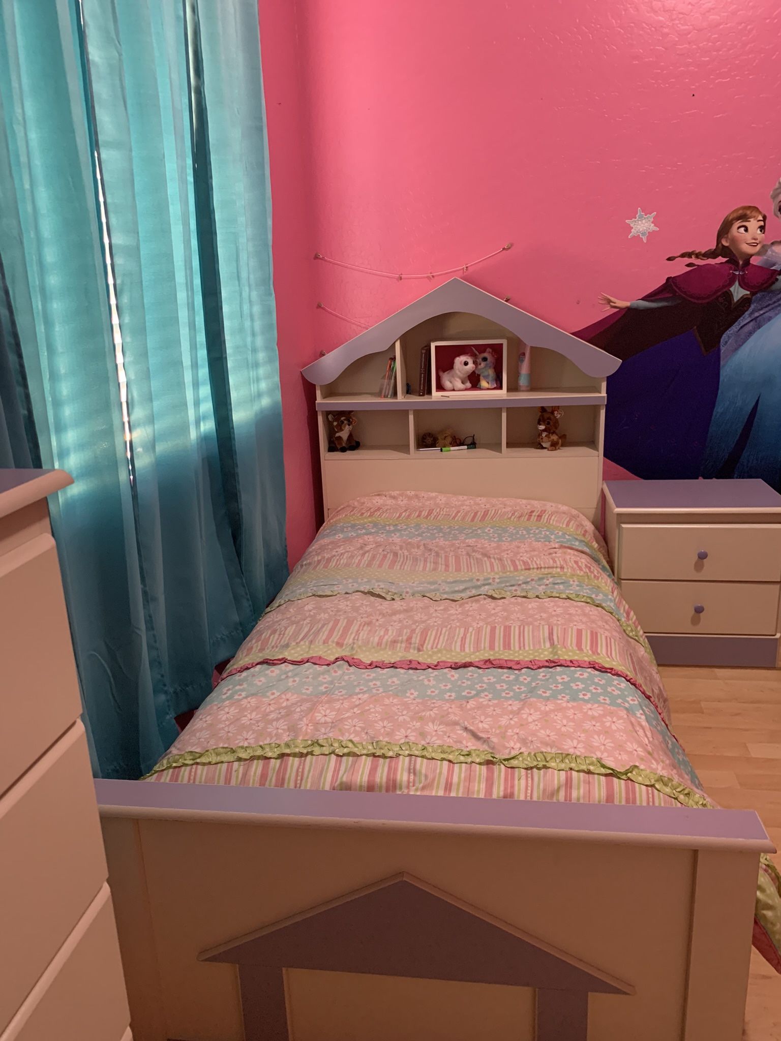Girls Bedroom Set