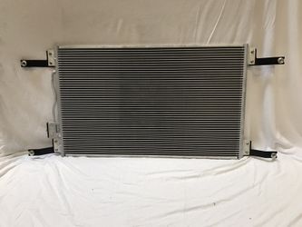 Freightliner Cascadia AC condenser