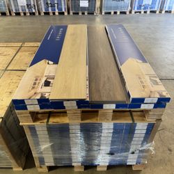Luxury SPC Vinyl Plank $0.99/Sq Ft 6.5mm With Attached Pad In Stock