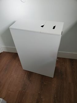Slim cabinet