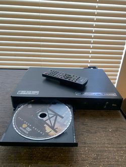 LG Smart Blu-ray/DVD Player (Complete Set w/ Remote & Cables)