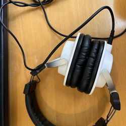 Yamaha HPH-MT5 Monitor Headphones 