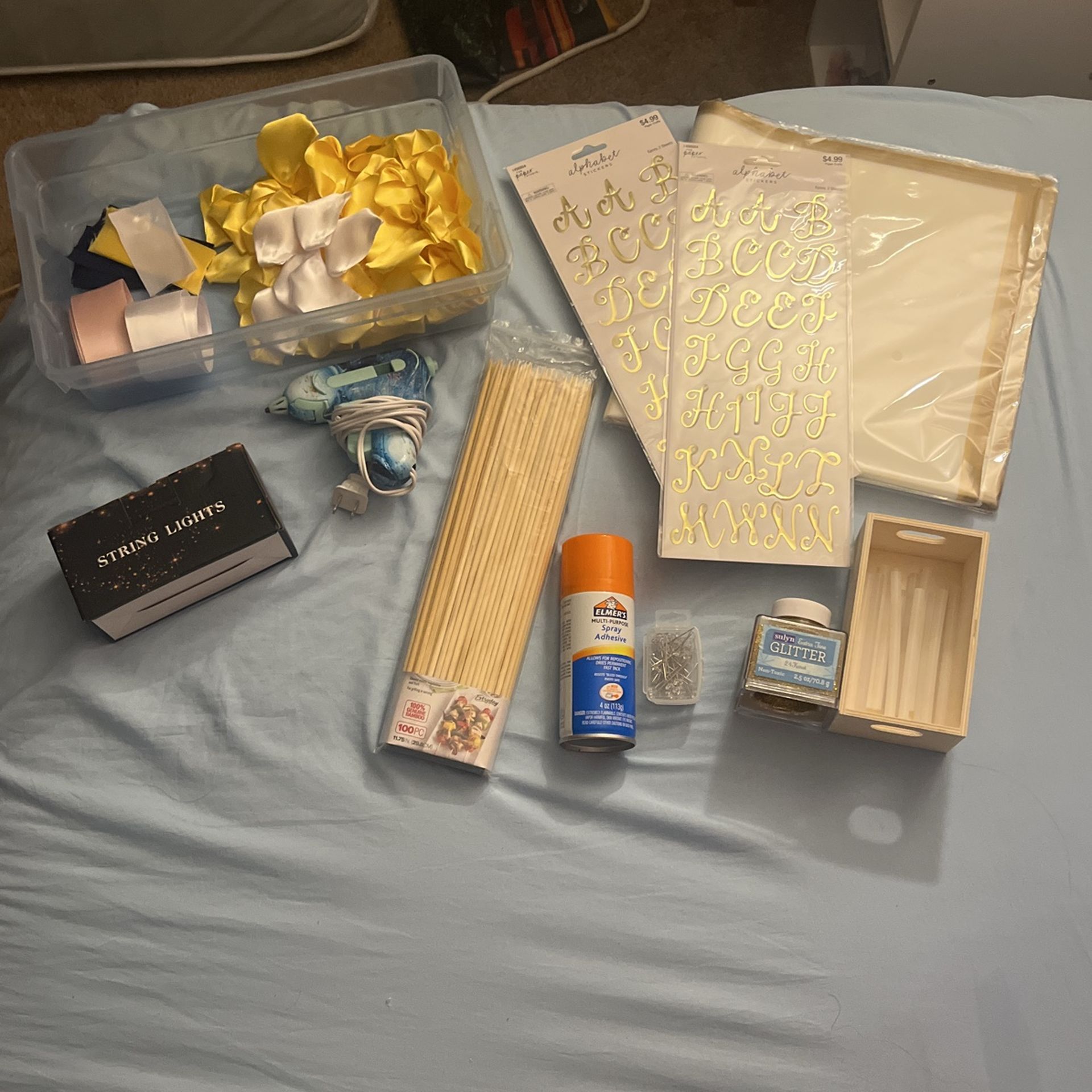 Arts And Crafts Supplies