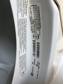 Maytag Epic Z matching washer and natural-gas dryer