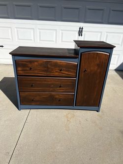 Two toned dresser/changing table