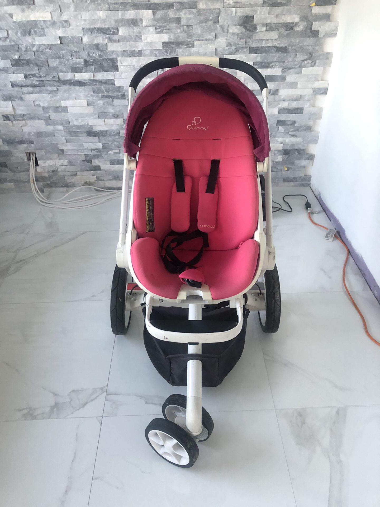 Quinny Pink Stroller Set / Coche Quinny Rosado