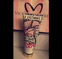 Victoria secret.!! Lotion.!! New $10