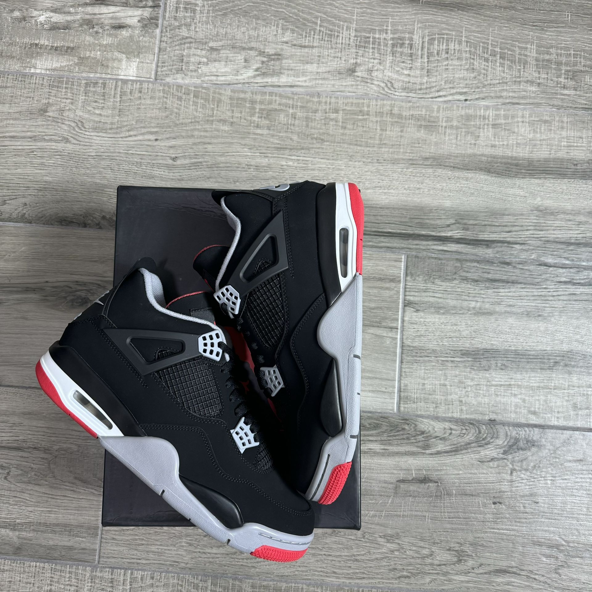 Jordan 4 Bred Size 11 Men 