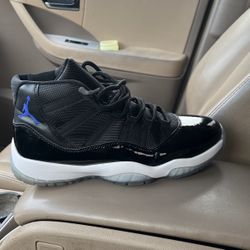 Retro Jordan 11 Space Jams (2016)