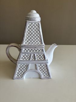 Eifel Tower Teapot