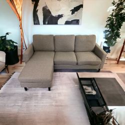 Reversible Sectional Couch Sofa **ALL NYC DELIVERY**