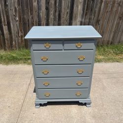 Dresser 37”W x 22”D x 48”H