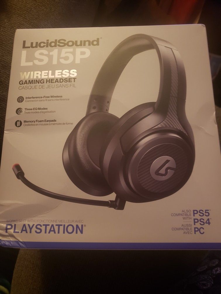 Lucid Ls15p wireless gaming headset. Compatible with ps5 and ps4 and pc