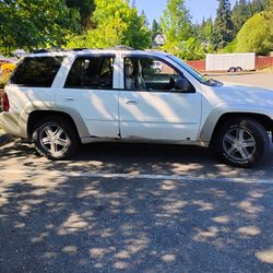 05 Chevy Trailblazer 150k mi  Runs Good