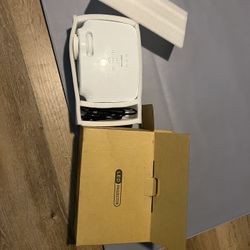 Crenova multimedia home entertainment video projector 