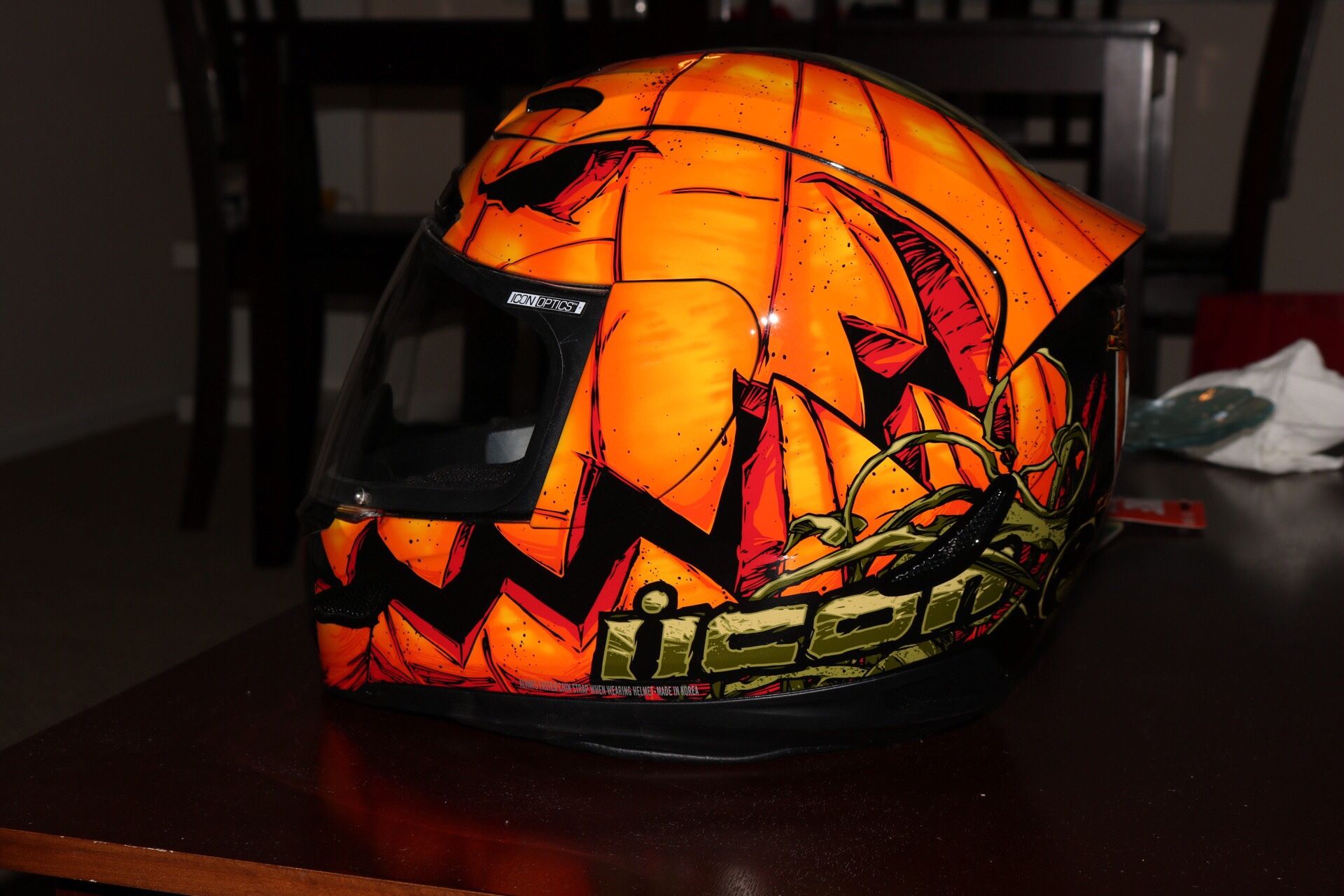 Limited edition Icon Airmada “Trick or Street” helmet