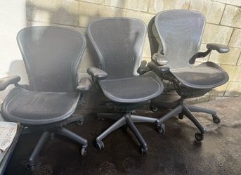 Herman Miller Aeron Chair Size B Fully Loaded Lumbar Support