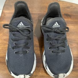 Kids Adidas Cloudfoam Pure Size 1.5 Used like new, only worn twice. 