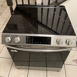 It’s brand new Samsung stove