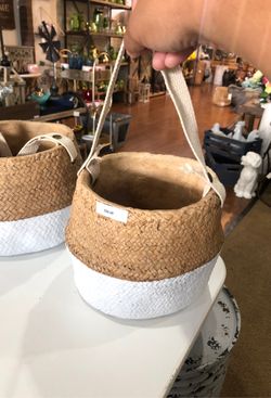Hanging planter