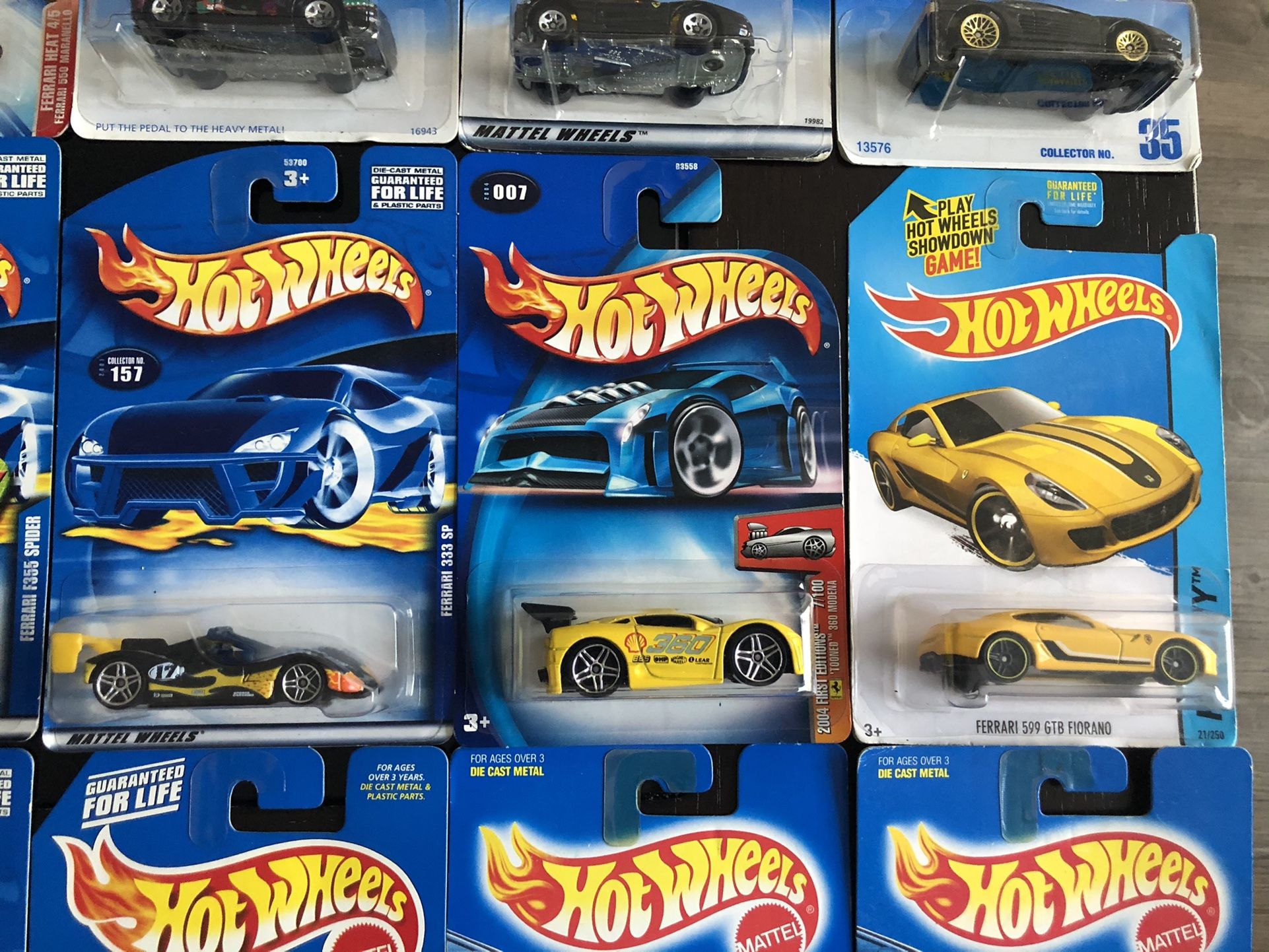 Ferrari Hot wheels Lot Of 18 Cars Hotwheels